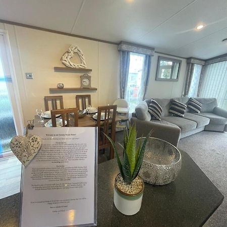 Luxury Static Home 2 Bed Sleeps 6 เกรทยาร์มัธ ภายนอก รูปภาพ