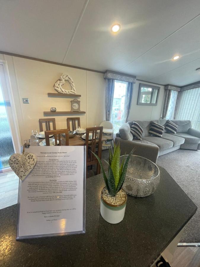 Luxury Static Home 2 Bed Sleeps 6 เกรทยาร์มัธ ภายนอก รูปภาพ